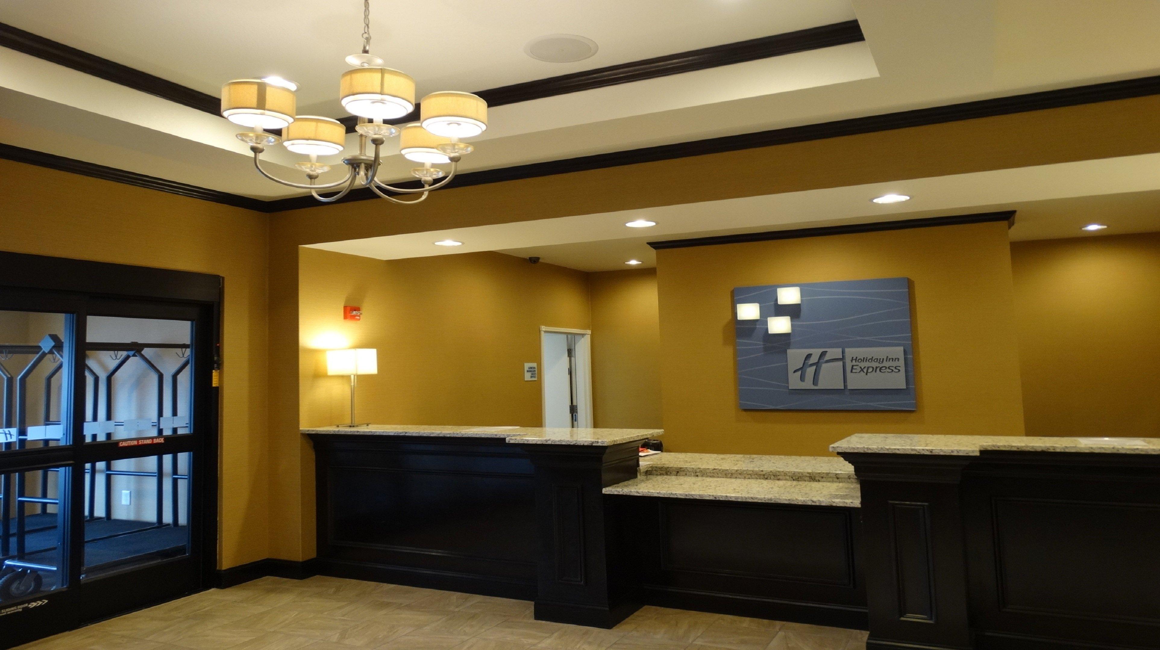 Holiday Inn Express And Suites Montgomery By Ihg Экстерьер фото